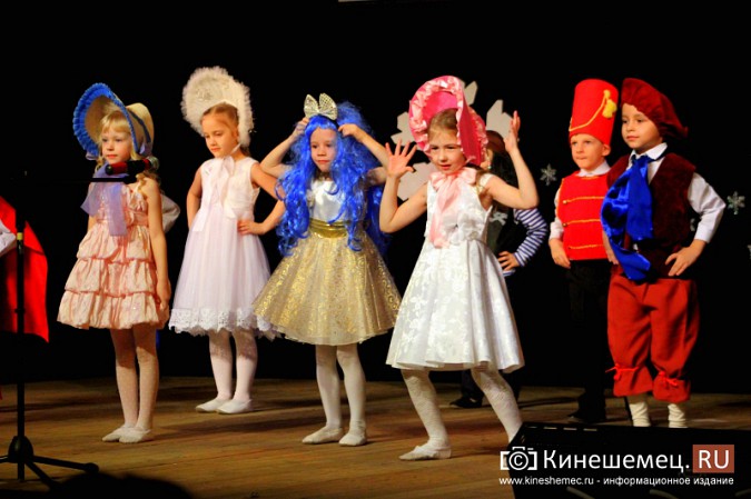 В Кинешме прошел конкурс для «маленьких снегурочек» фото 3