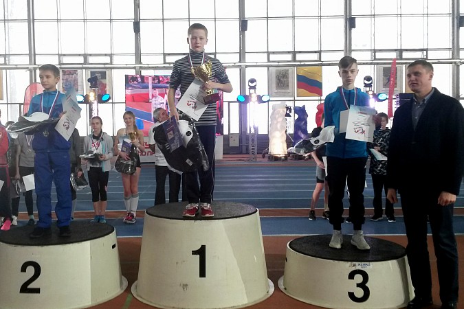 Кинешемские прыгуны завоевали медали на глазах рекордсмена мира Сотомайора фото 3