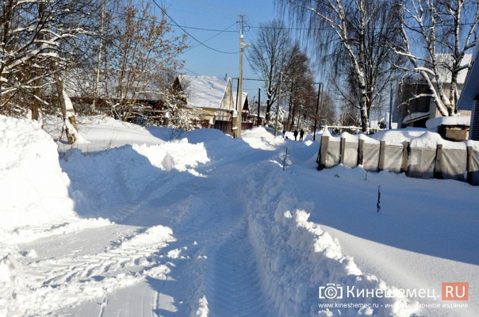 В Кинешме завершен очередной день ликвидации последствий снегопада фото 13