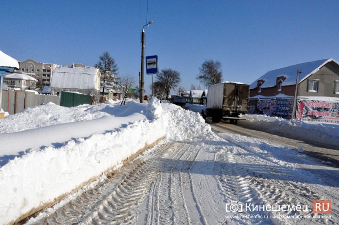 В Кинешме завершен очередной день ликвидации последствий снегопада фото 6