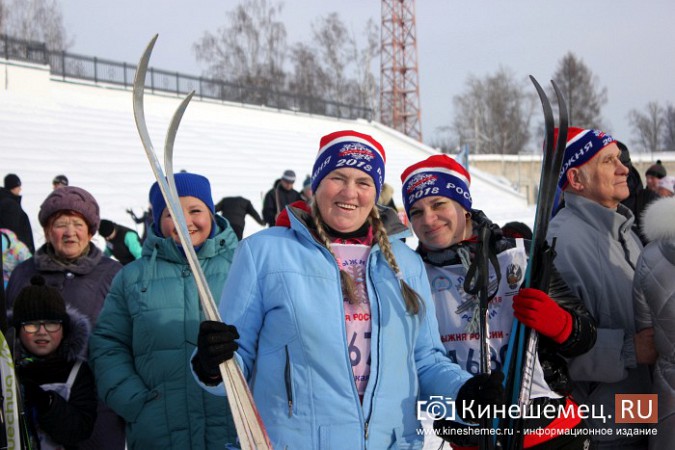 В спорткомитете Кинешмы не смогли назвать точное число участников «Лыжни России» фото 15