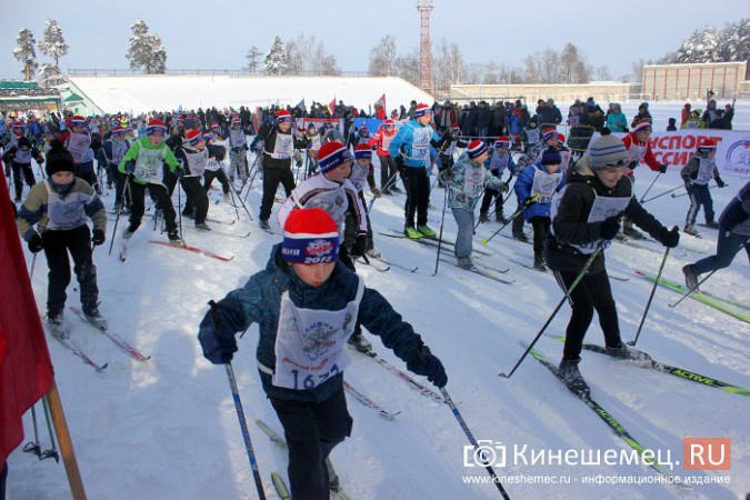 В спорткомитете Кинешмы не смогли назвать точное число участников «Лыжни России» фото 93