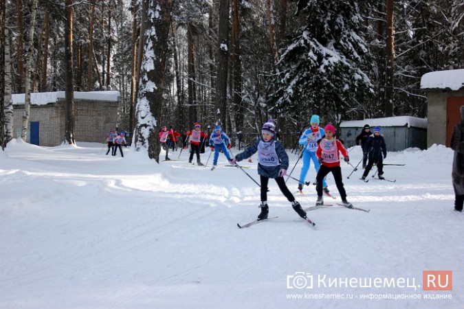 В спорткомитете Кинешмы не смогли назвать точное число участников «Лыжни России» фото 64