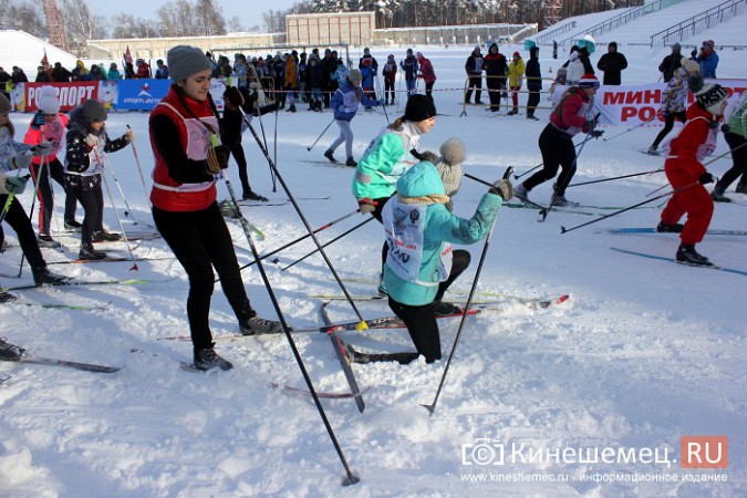 В спорткомитете Кинешмы не смогли назвать точное число участников «Лыжни России» фото 81