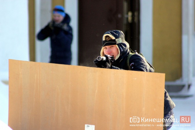 У памятника «Ильичу» в Кинешме стреляли из лазерного оружия фото 23