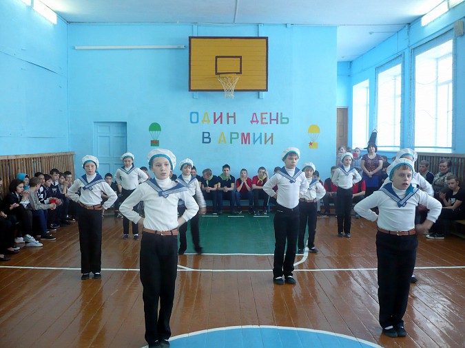 Офицеры кинешемской роты ППС подарили праздник воспитанникам школы-интерната фото 2