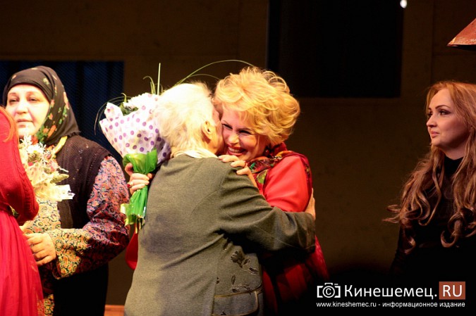 Наталья Суркова дебютировала на сцене театра имени Островского фото 15