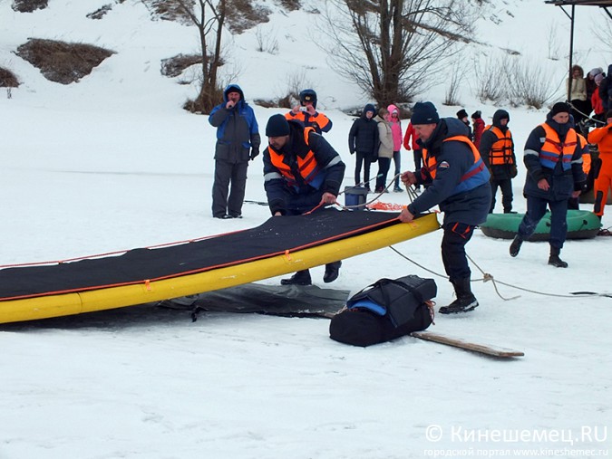 Спасатели в Кинешме провели показательные учения фото 30