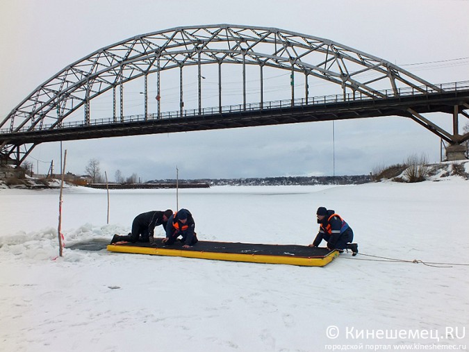Спасатели в Кинешме провели показательные учения фото 31