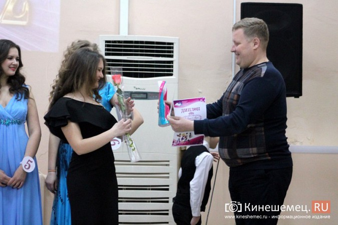 Дарья Груздева победила в кинешемском конкурсе «Мисс Поколение Z» фото 49