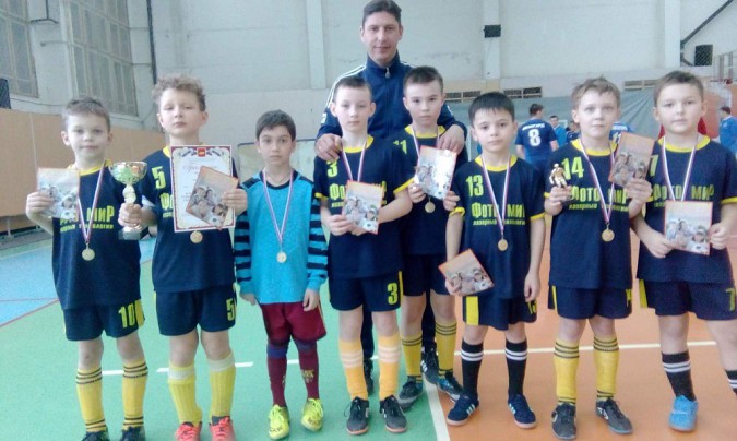 Юные футболисты Кинешемского района взяли «золото» во Дворце спорта ИвГУ фото 2