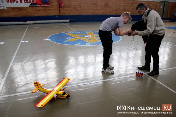 В Кинешме прошли соревнования по запуску авиамоделей памяти летчика Алексея Сорнева фото 20