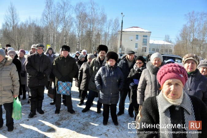 На митинге в Заволжске призвали отправить в отставку главу Дениса Петрова фото 8