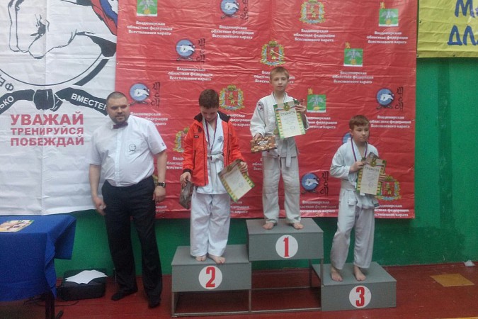 Кинешемские каратисты завоевали 15 медалей на первенстве Владимирской области фото 16