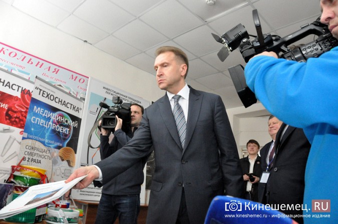 На вице-премьера Игоря Шувалова произвели впечатление Наволоки и резиденты будущего ТОСЭР фото 7