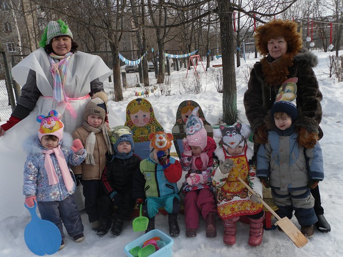 Дошколята в Кинешме играли со Снеговиком и Медведицей фото 10