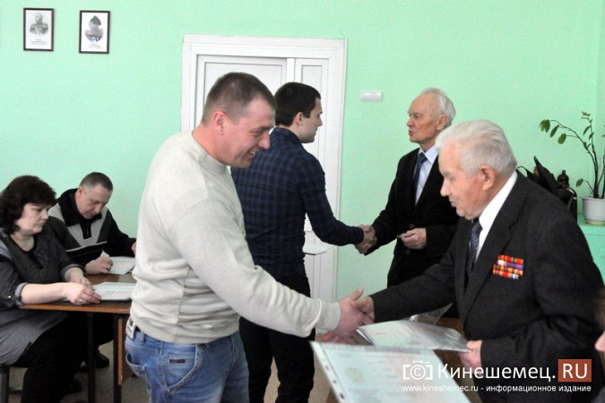 90 кинешемцев получили дипломы международного ВУЗа фото 20