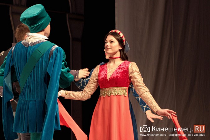 120-летний юбилей Кинешемский театр отметил в кругу больших друзей фото 34