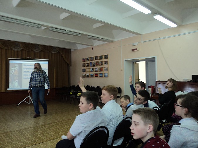 Кинешемская епархия приняла участие в празднике дружбы школы №6 фото 2