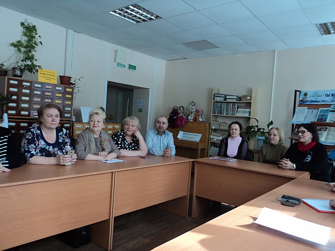 Кинешемцы обсудили за круглым столом семейные ценности фото 2