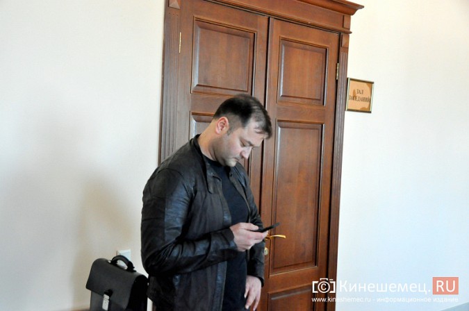 Никита Исаев потребовал в Заволжске отставки главы района Дениса Петрова фото 2