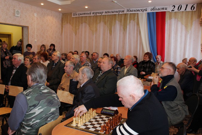 Двое наволокских пенсионеров приняли участие в областном турнире по шахматам фото 4