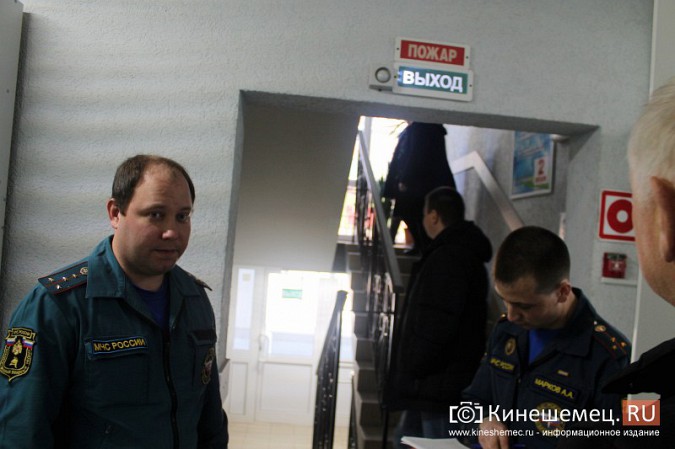 МЧС и прокуратура начали массовую проверку торговых центров Кинешмы фото 61