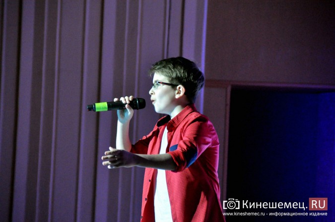 В кинешемском театре с размахом отметили юбилей костюмера Веры Ершовой фото 12