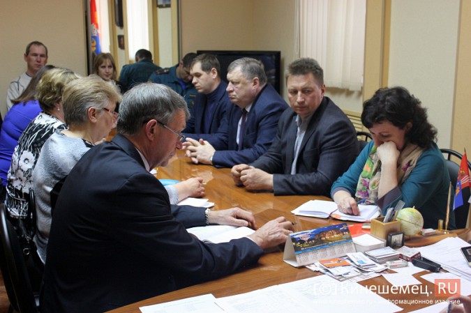 Экстренные службы готовятся к затоплению левобережной части Кинешемского района фото 3