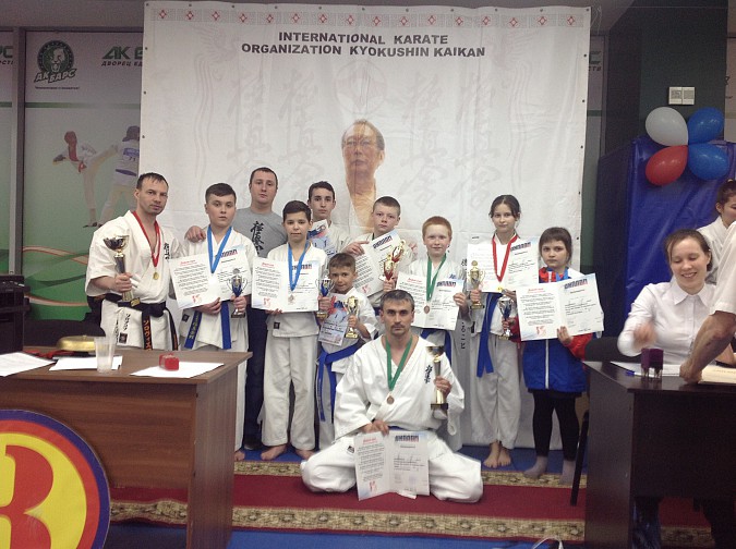 Кинешемские каратисты завоевали 9 медалей первенства России фото 3