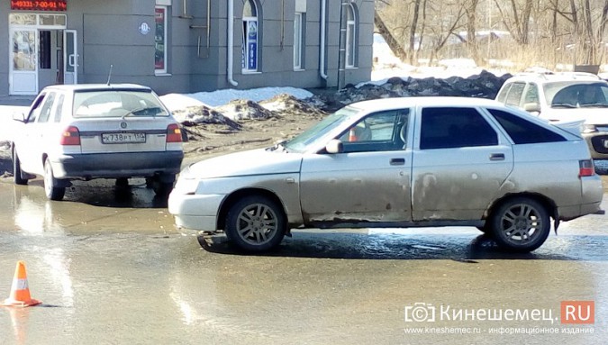Из-за аварии в центре Кинешмы город встал в пробку фото 3