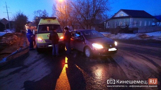 В Кинешме ехавшую на вызов «скорую» протаранила «Сузуки» фото 3