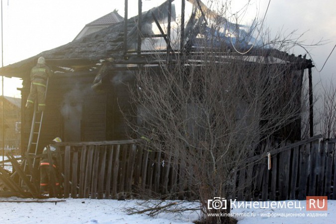 На пожаре в Кинешме обнаружен труп родственника умершего накануне хозяина дома фото 7