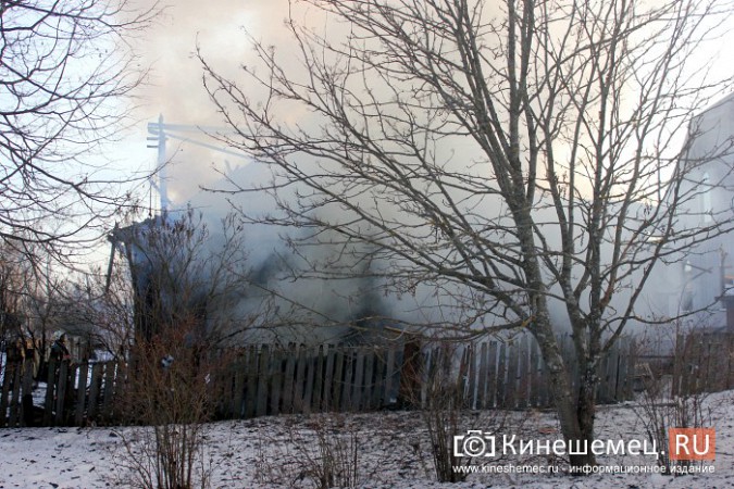 На пожаре в Кинешме обнаружен труп родственника умершего накануне хозяина дома фото 5