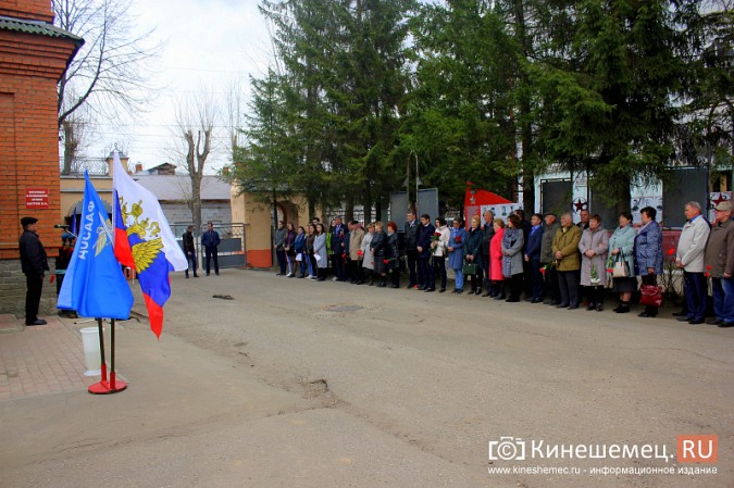 В Кинешме открыли мемориальную доску в память о полковнике Владимире Осокине фото 11