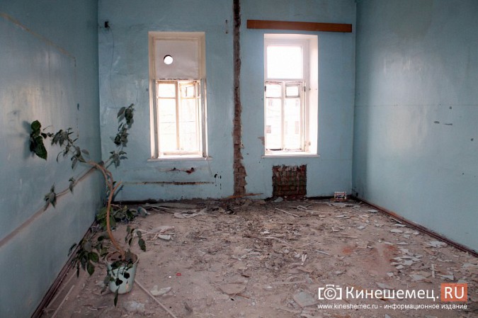 В Кинешме приступили к ремонту поликлиники имени Захаровой фото 24
