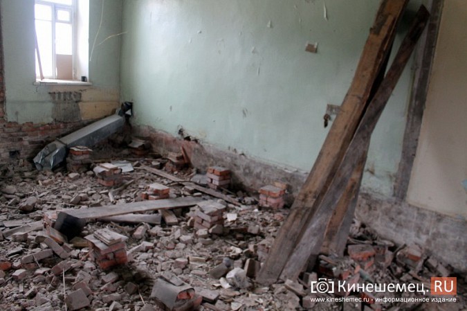 В Кинешме приступили к ремонту поликлиники имени Захаровой фото 32