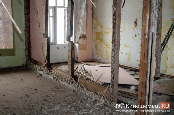 В Кинешме приступили к ремонту поликлиники имени Захаровой фото 6