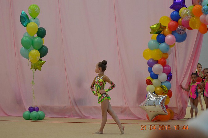 Кинешемские гимнастки успешно выступили на турнире «В гостях у Снегурочки» фото 9