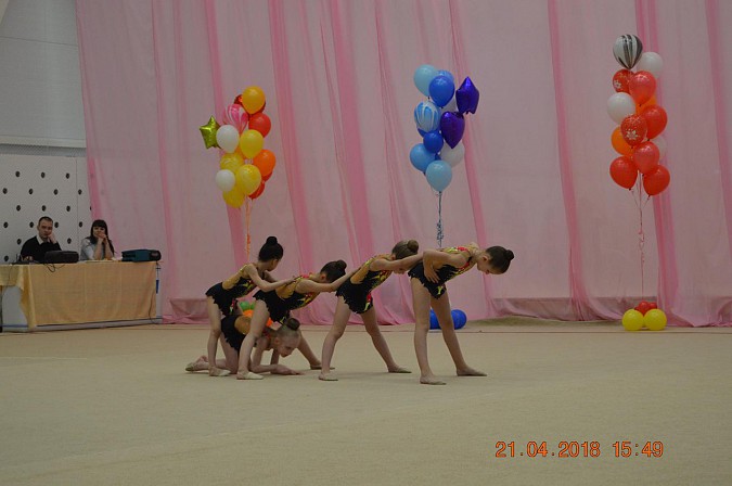 Кинешемские гимнастки успешно выступили на турнире «В гостях у Снегурочки» фото 8