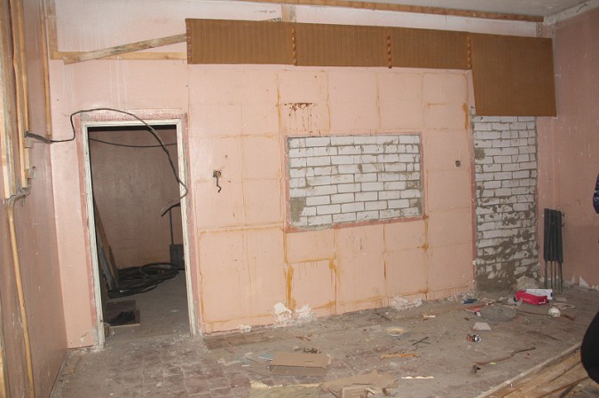 Завершается ремонт спортивного зала на улице Наволокской фото 3