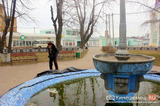 Отремонтированный в центре Кинешмы фонтан не простоял и года фото 2