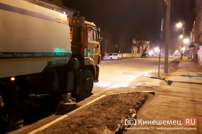 «Дорожный пылесос» из Иванова убрал центральные улицы Кинешмы фото 6