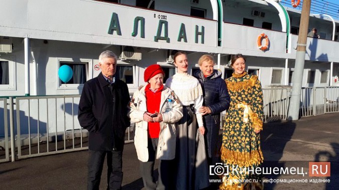 «Алдан» отчалил от Кинешмы под «Прощание славянки» и пронзительный гудок фото 2