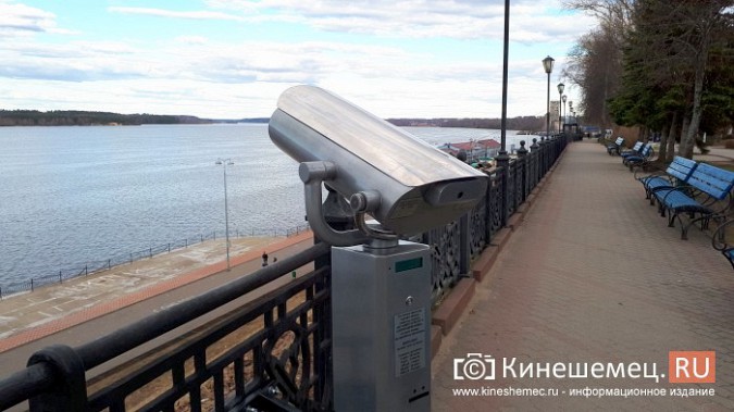 К летнему сезону на Волжский бульвар вернулась большая подзорная труба фото 3