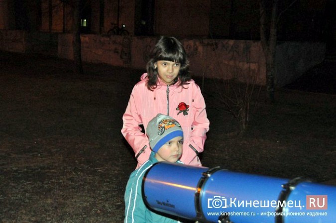 На сеансе «тротуарной астрономии» кинешемцы смогли рассмотреть Венеру фото 5