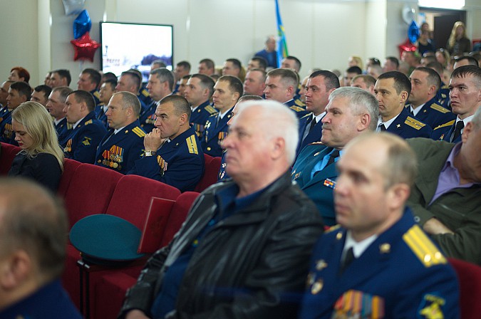 Губернатор поздравил ивановских десантников с 74-ой годовщиной образования дивизии фото 12