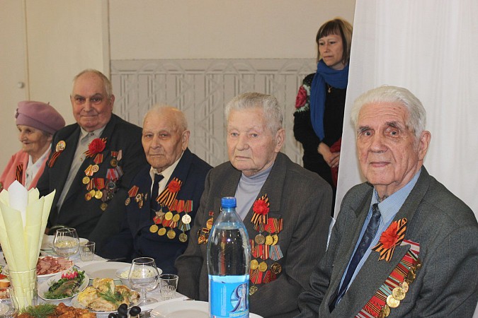 Руководители Кинешмы провели торжественный прием в честь ветеранов войны фото 7