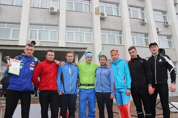 По центру Кинешмы бежали участники легкоатлетической эстафеты фото 46