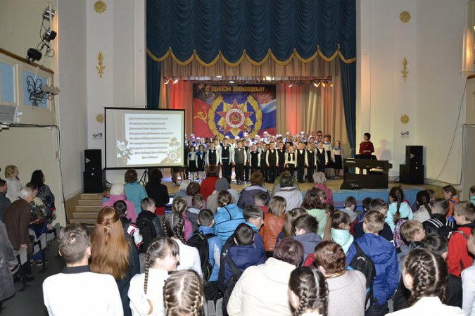 Школьники Кинешемского района пели о войне и Победе фото 2